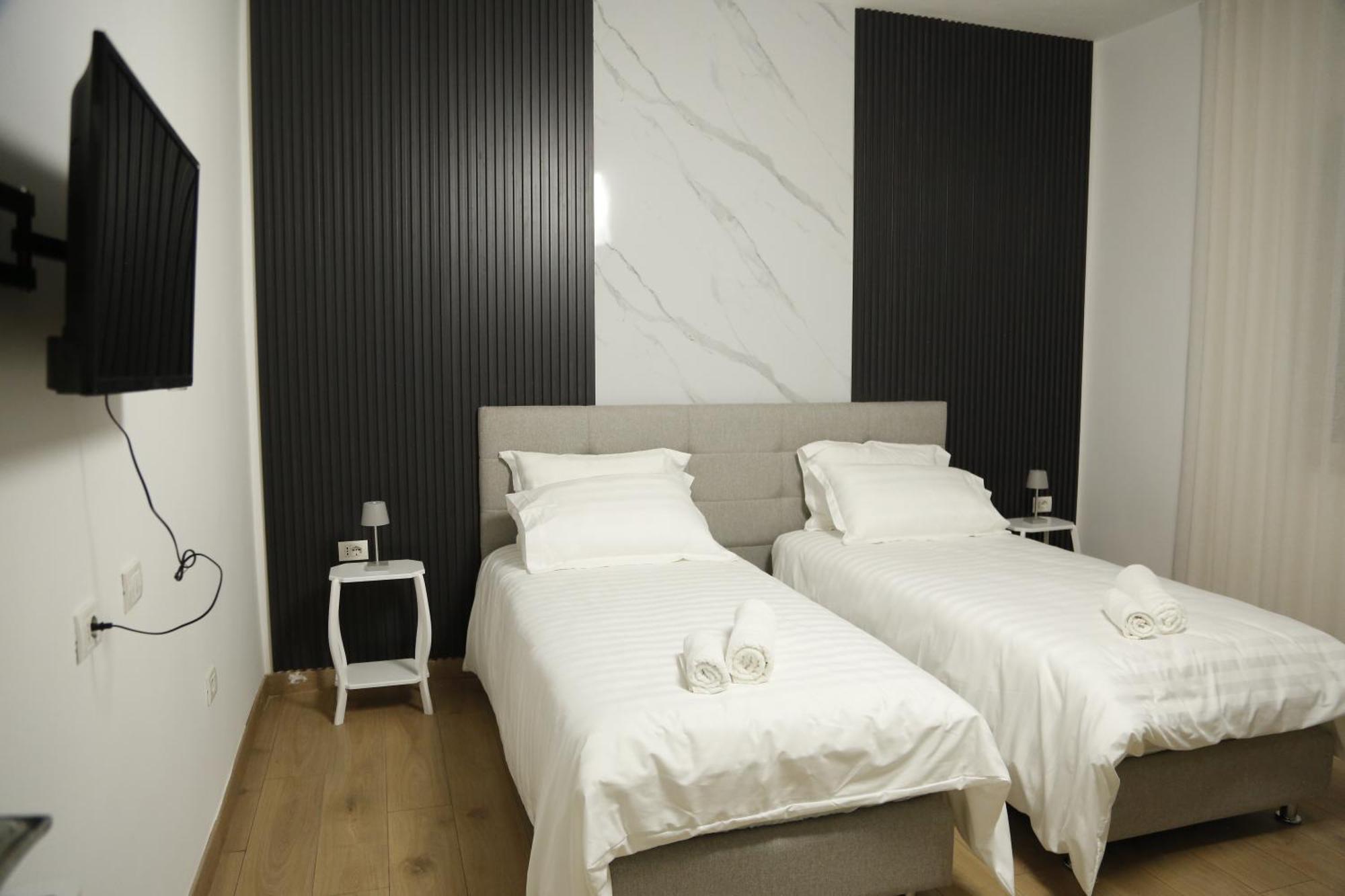 Albi Apartment Tirana Eksteriør billede
