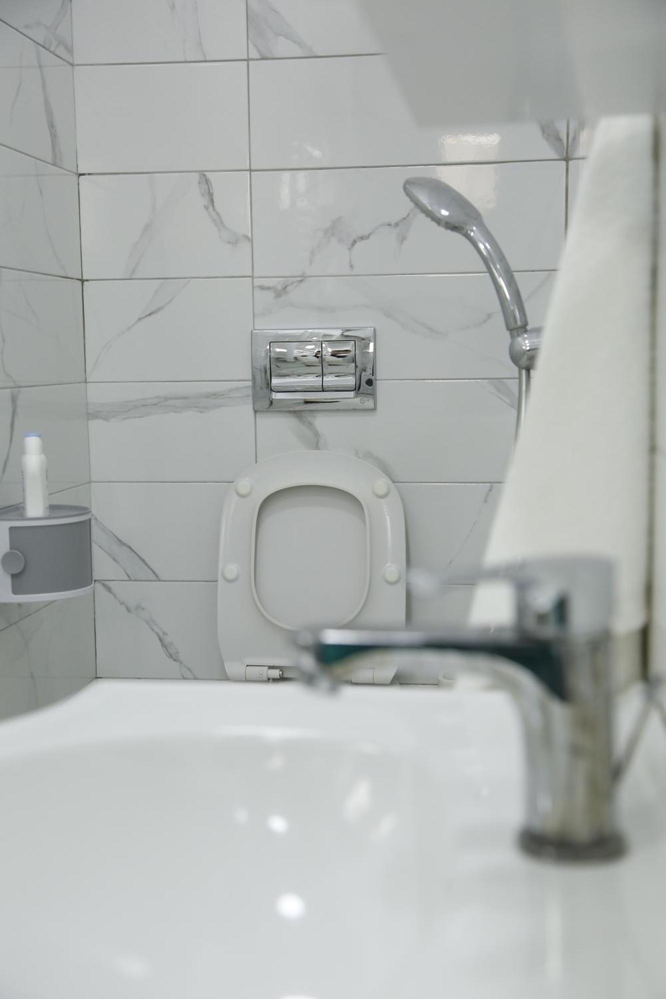 Albi Apartment Tirana Eksteriør billede