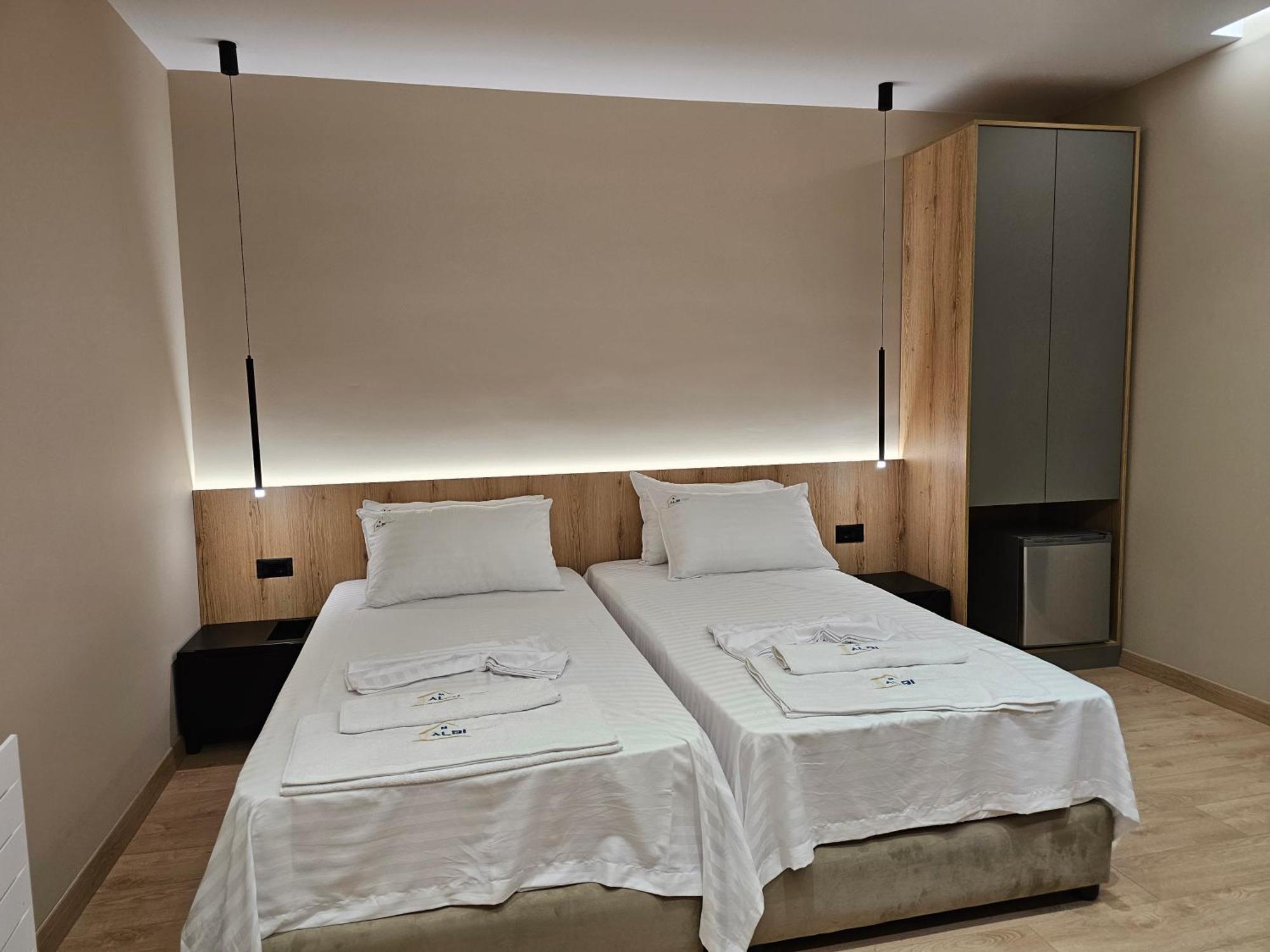 Albi Apartment Tirana Eksteriør billede